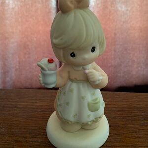 Precious Moments Figurine